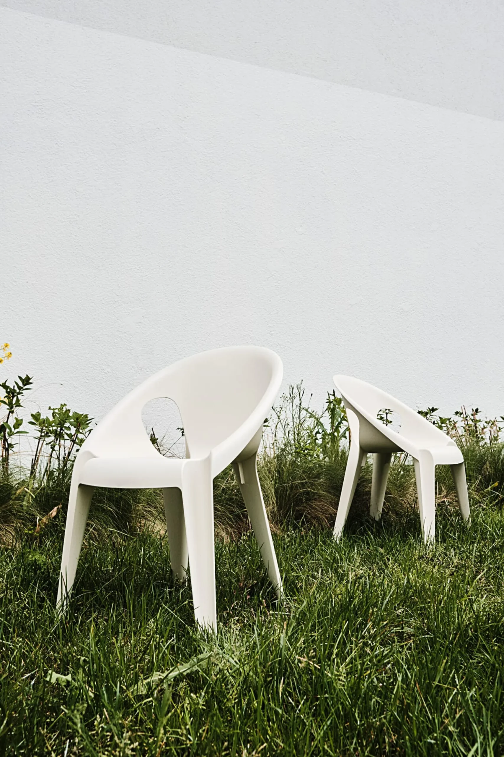 Gartenstühle * Magis Armlehnstuhl Bell Chair Weiß