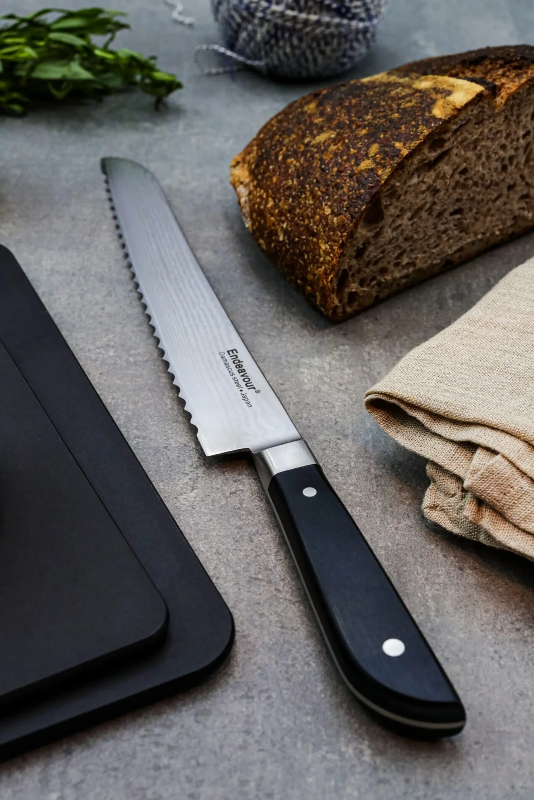 Messer Kohlenstoffstahl|Rostfreie Messer * Brotmesser Endeavour