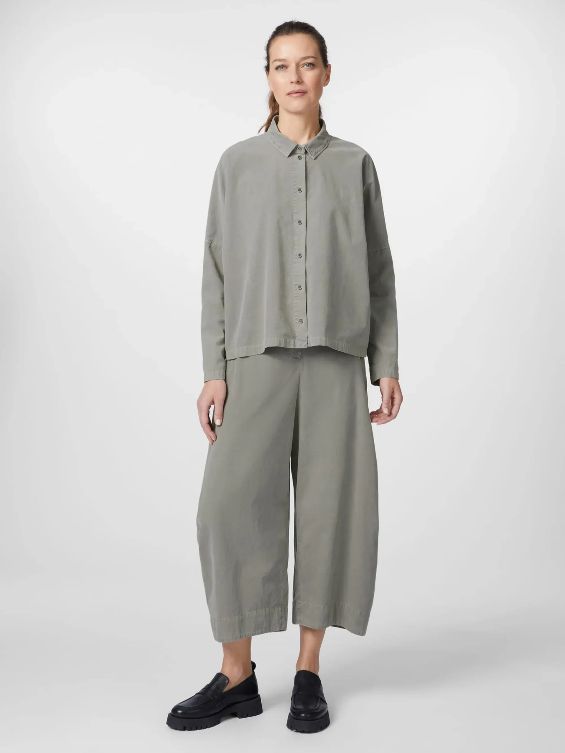 Blusen * Oska Damen-Cordbluse Hellgrün