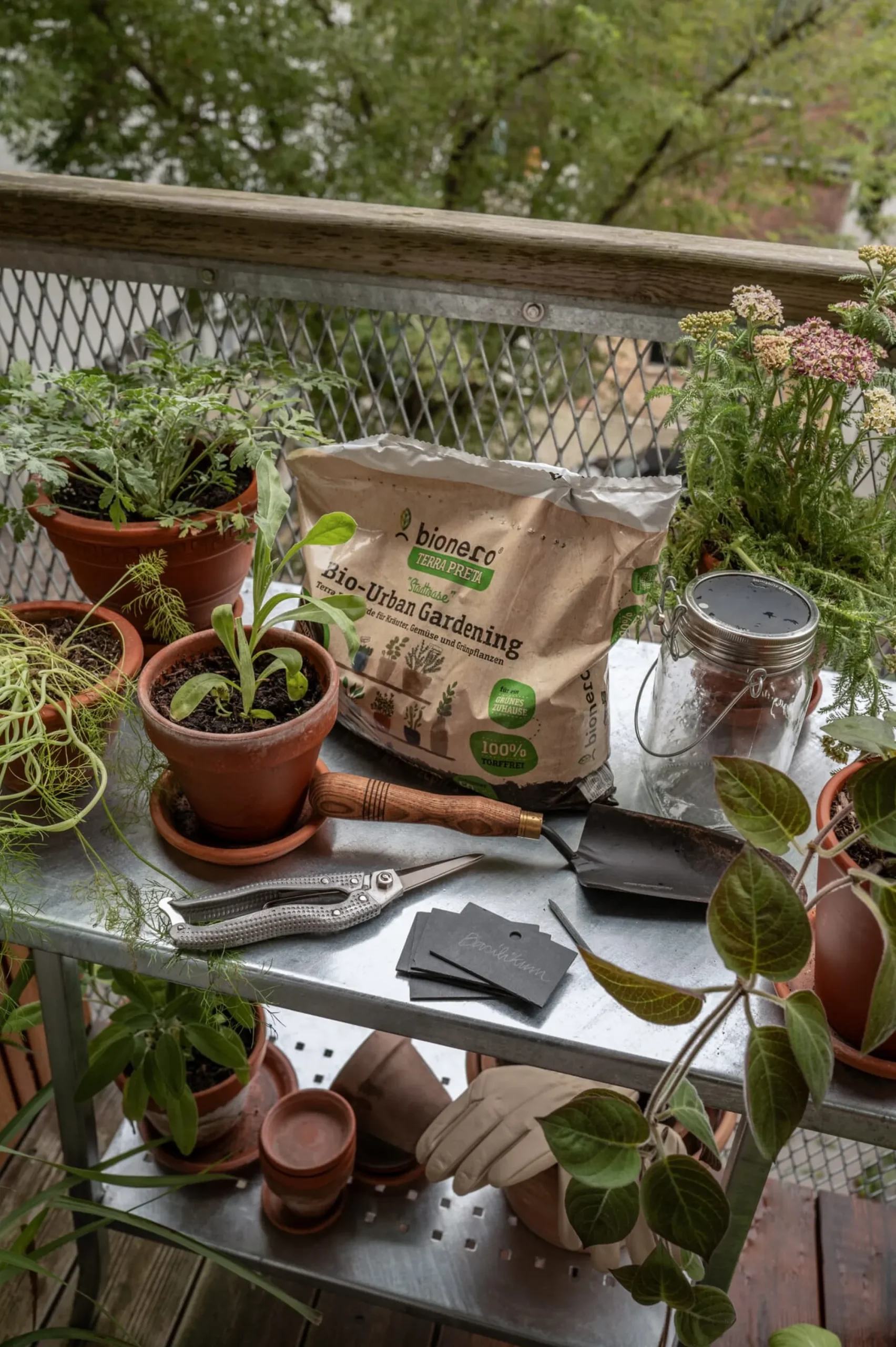 Aufbewahrung|Gartentische * PLUS Gartenarbeitstisch Stahl verzinkt