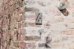 Rund Um Die Haustür * MAGAZIN Hausnummer Spiekermann Industrial