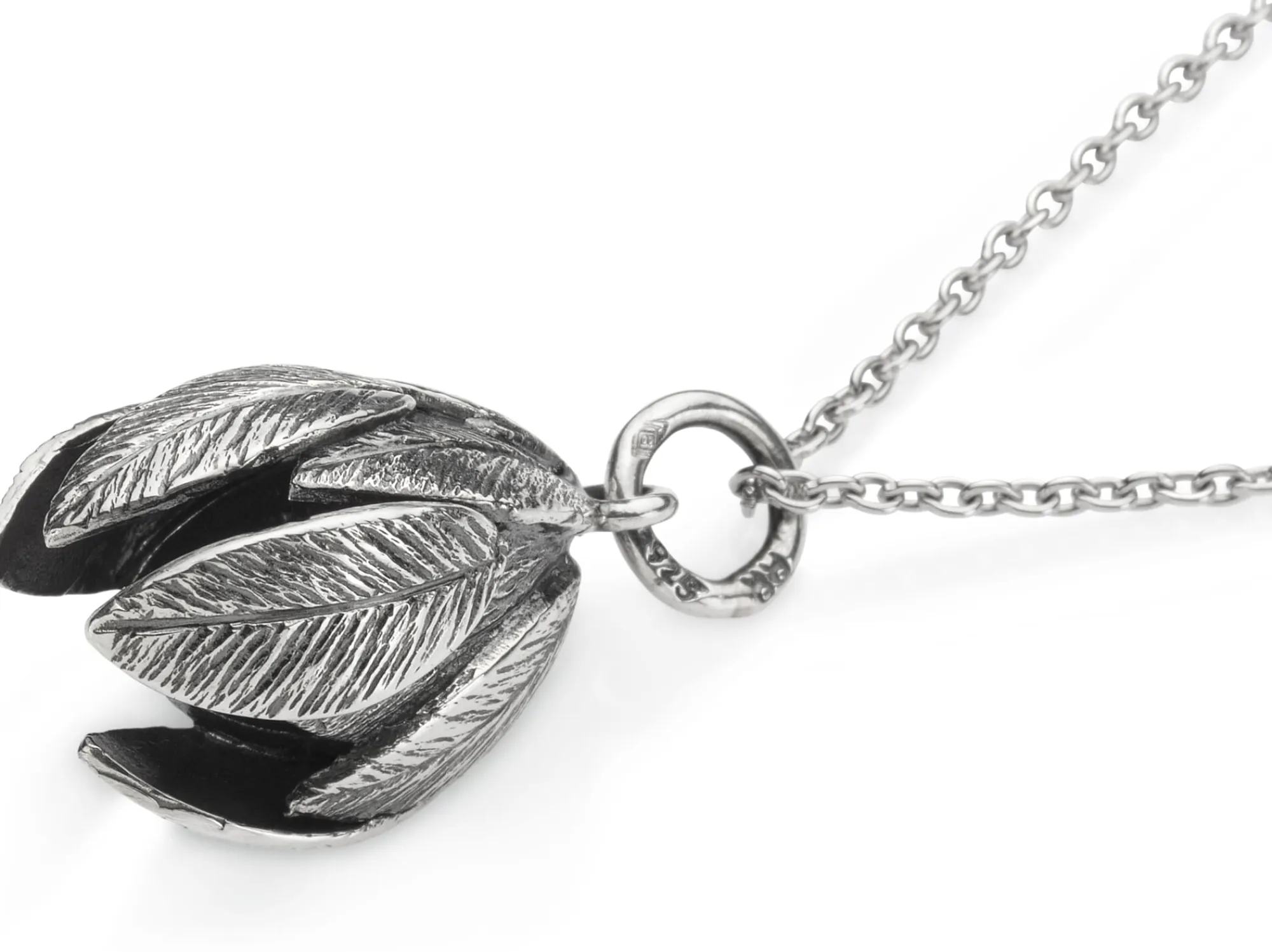 Schmuck * Ménard Kette mit Anhänger Blütenkelch, Silber
