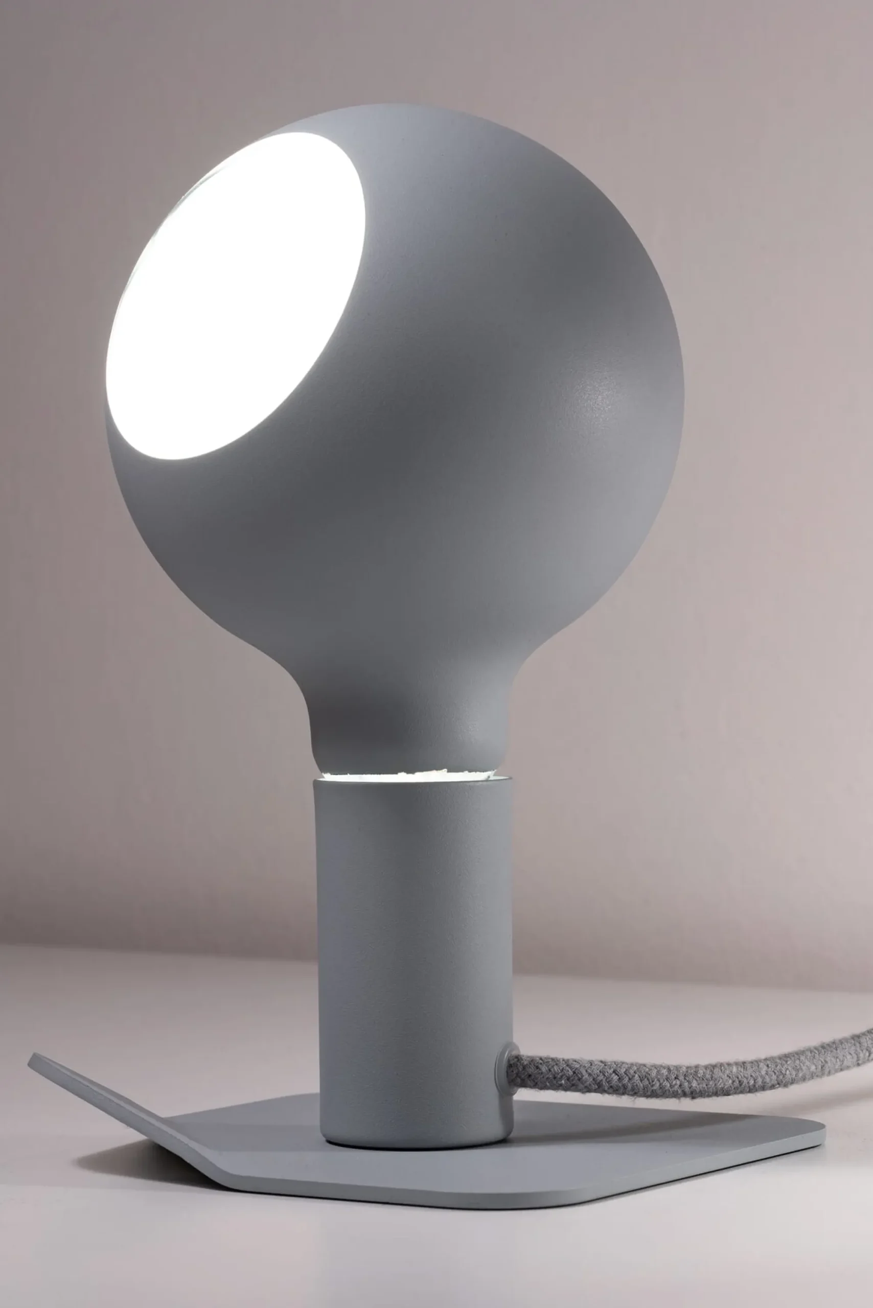 Leuchtmittel * LED-Globelampe Camo