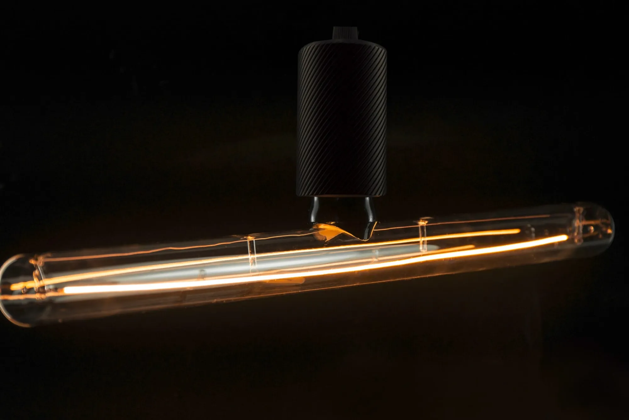 Leuchtmittel * LED-Linienlampe E27 klar