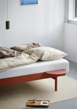 Tische * Moebe Nachttisch zu Bett 90–180
