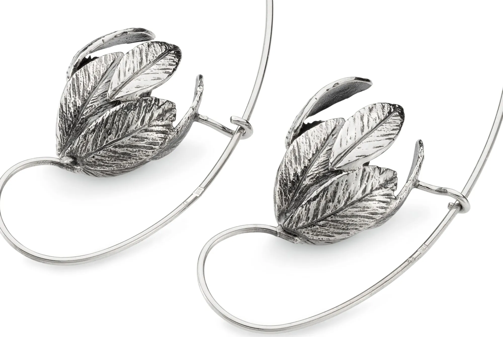 Schmuck * Ménard Ohrhänger Blütenkelch, Silber