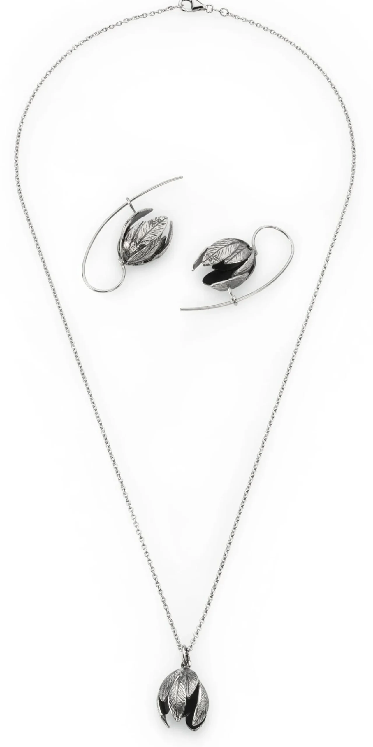 Schmuck * Ménard Ohrhänger Blütenkelch, Silber