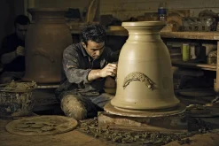 Pflanzgefäße * Poterie de la Madeleine Pflanzkübel Vase d’Anduze