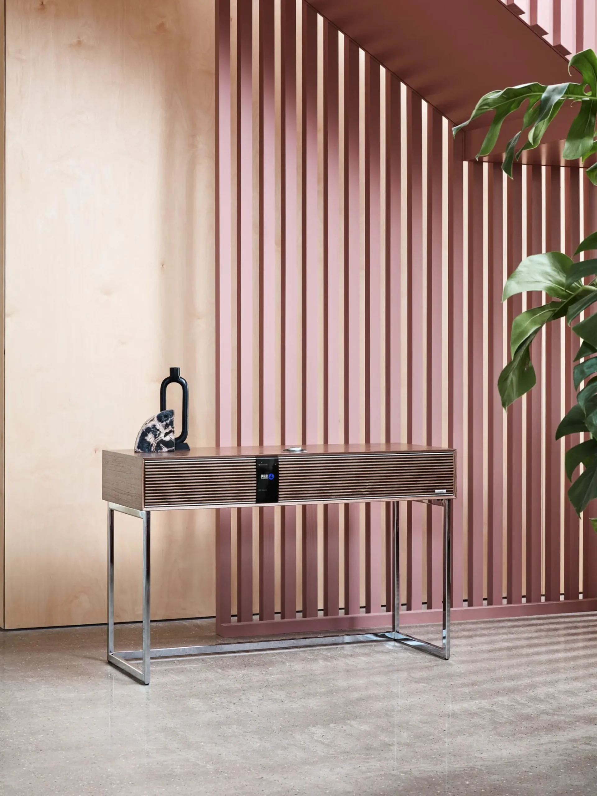 Wecker|Stereophonie * Ruark Audio R810