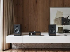 Wecker|Stereophonie * Ruark Audio Ruark Regallautsprecher Sabre-R
