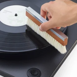 Bürsten|Stereophonie * Levin Design Schallplattenbürste Ziegenhaar