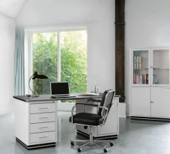 Schreibtische|Tische * Müller Möbelfabrikation Schreibtisch Stahlblech