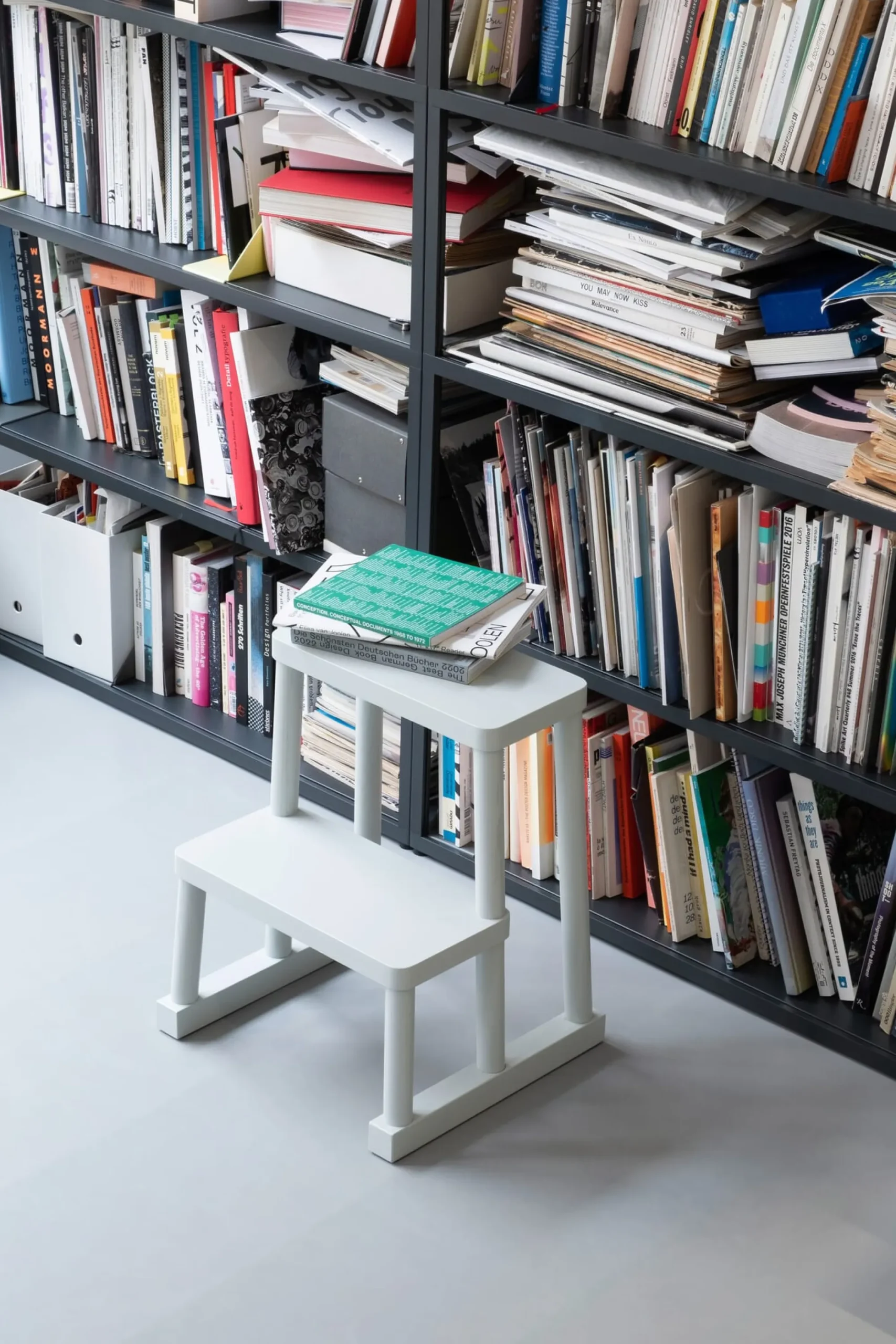 Tische|Sitzmöbel * Tritthocker Adhoc