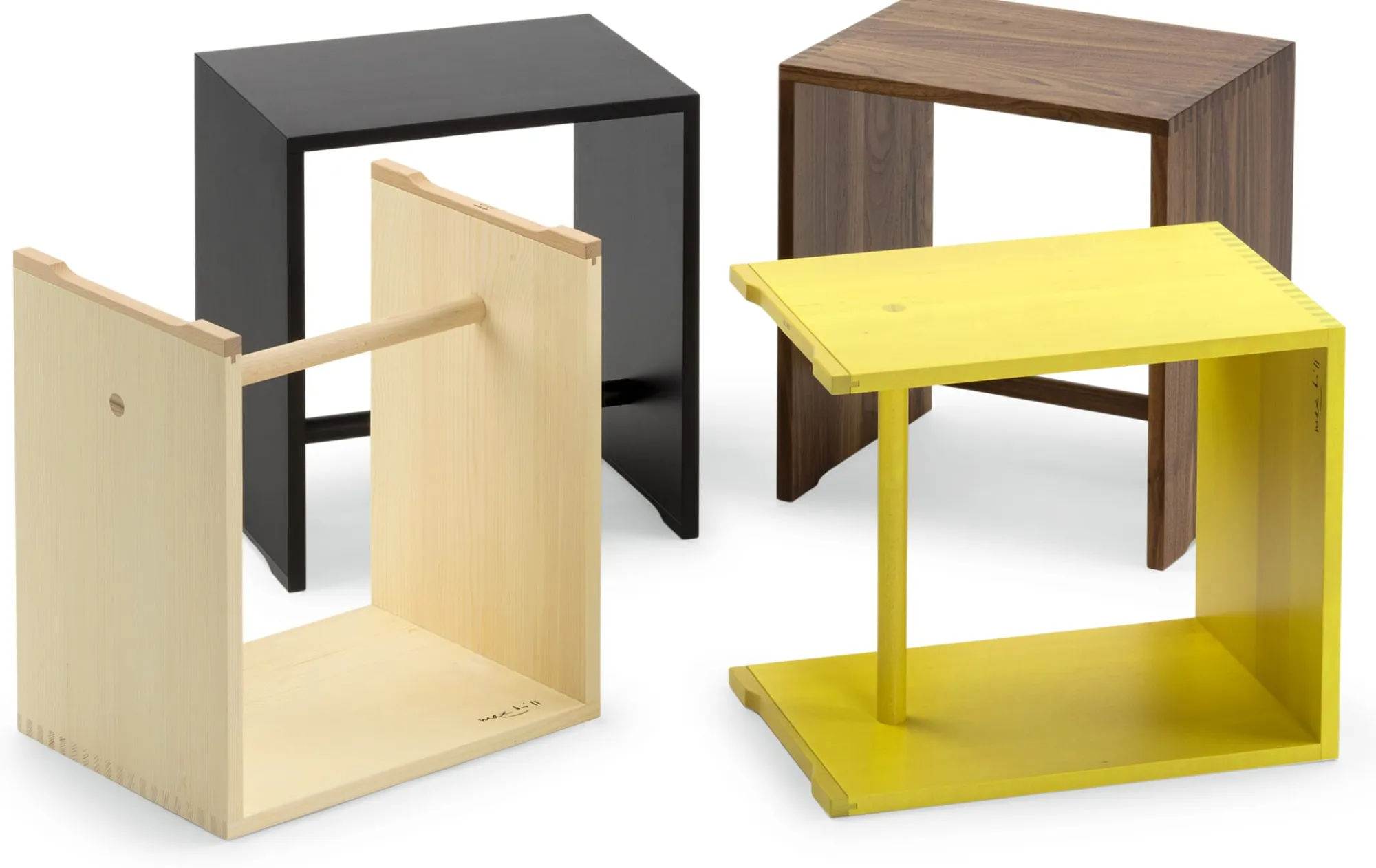 Kleinmöbel|Schränke & Regale * wb form Ulmer Hocker Nussbaumholz