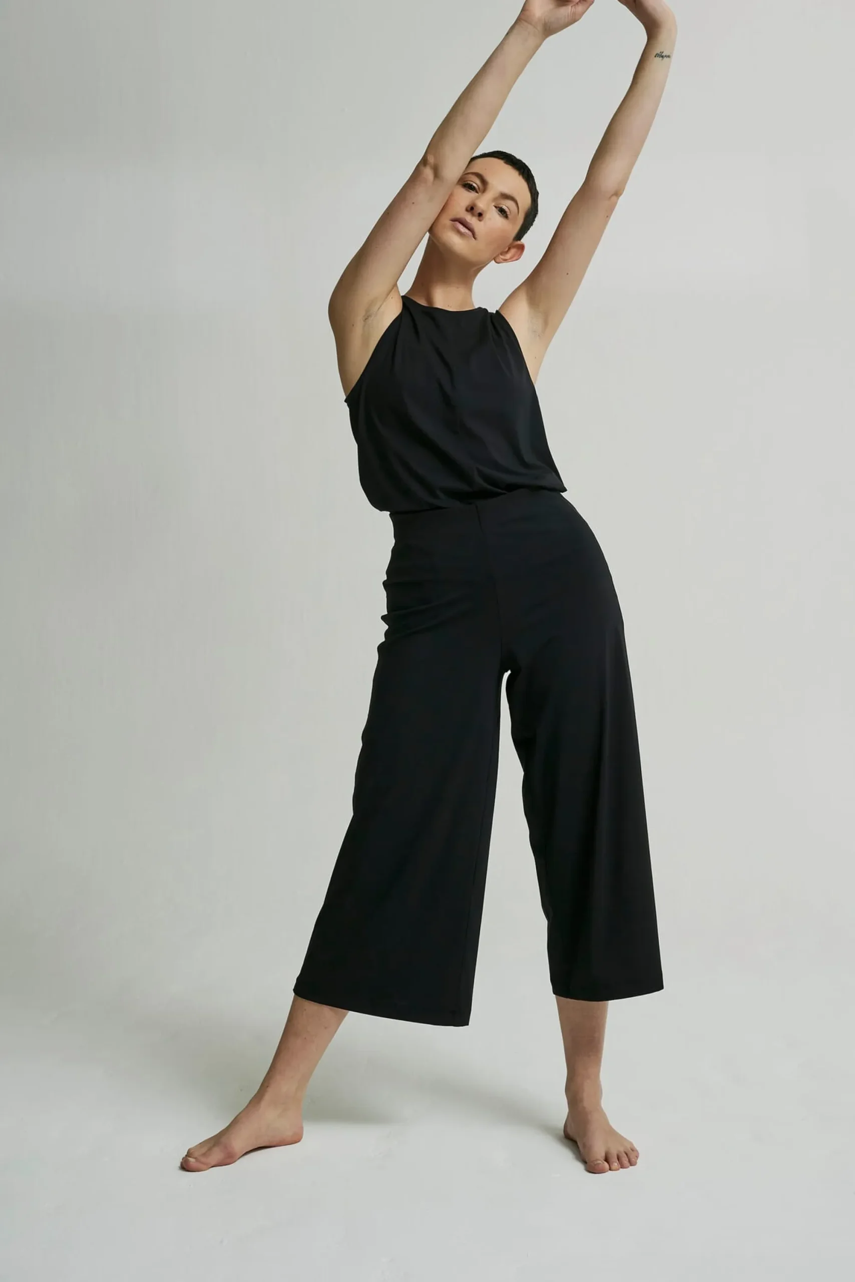Yogazubehör|Shirts & Tops * OH OH OM Ethical Sportswear Yoga-Top äreos Schwarz